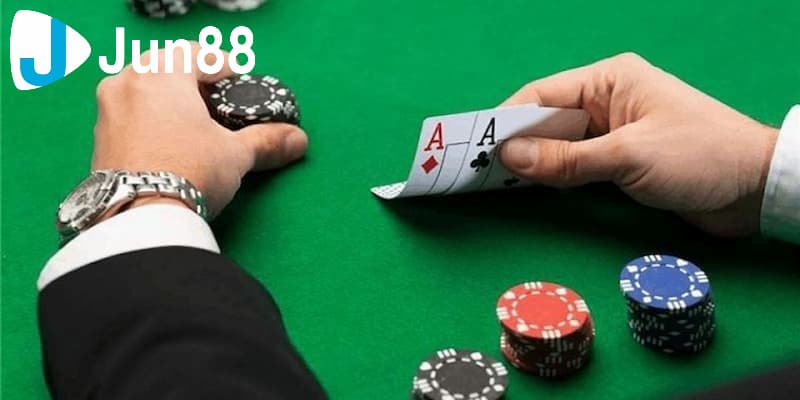 Luật chơi bài sâm miền Bắc chuẩn xác mà bạn nên nắm rõ  3 Luật chơi bài sâm miền Bắc từ cao thủ hàng đầu